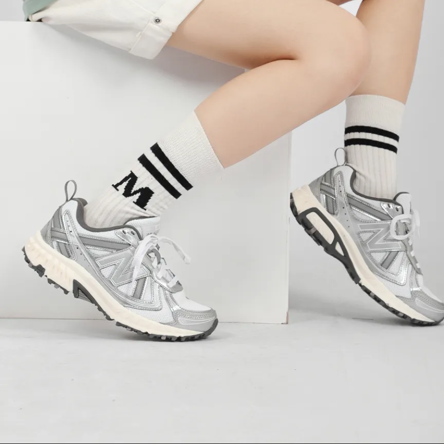 Giay New Balance 410v5 'White Silver' MT410KM5