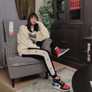 Giay Nike Air Jordan 1 Retro High OG BG 'Top 3' 575441-026