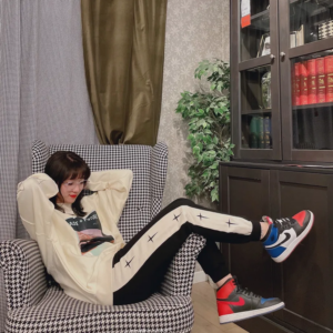 Giay Nike Air Jordan 1 Retro High OG BG 'Top 3' 575441-026