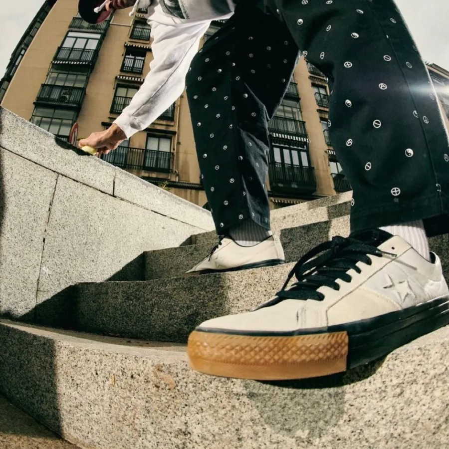 Giay Converse One Star Pro Low x Carhartt WIP 'White' 172551C