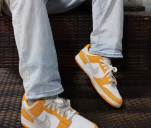 Giay Nike Dunk Low 'Safari Swoosh Kumquat' DR0156-800