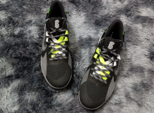 Giay Nike Kyrie Flytrap 5 'Black Cool Grey' CZ4100-002