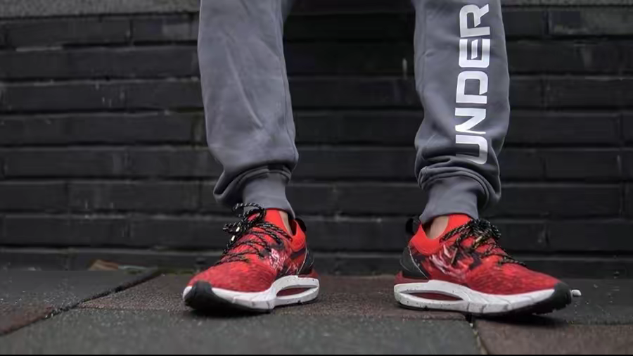 Giay Under Armour HOVR Phantom 'Chinese New Year' 3024836-600