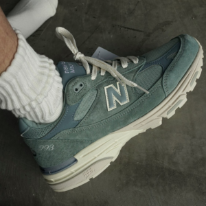 Giay New Balance Kith x 993 Made in USA 'Pistachio' MR993KH1