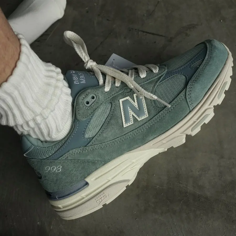 Giay New Balance Kith x 993 Made in USA 'Pistachio' MR993KH1