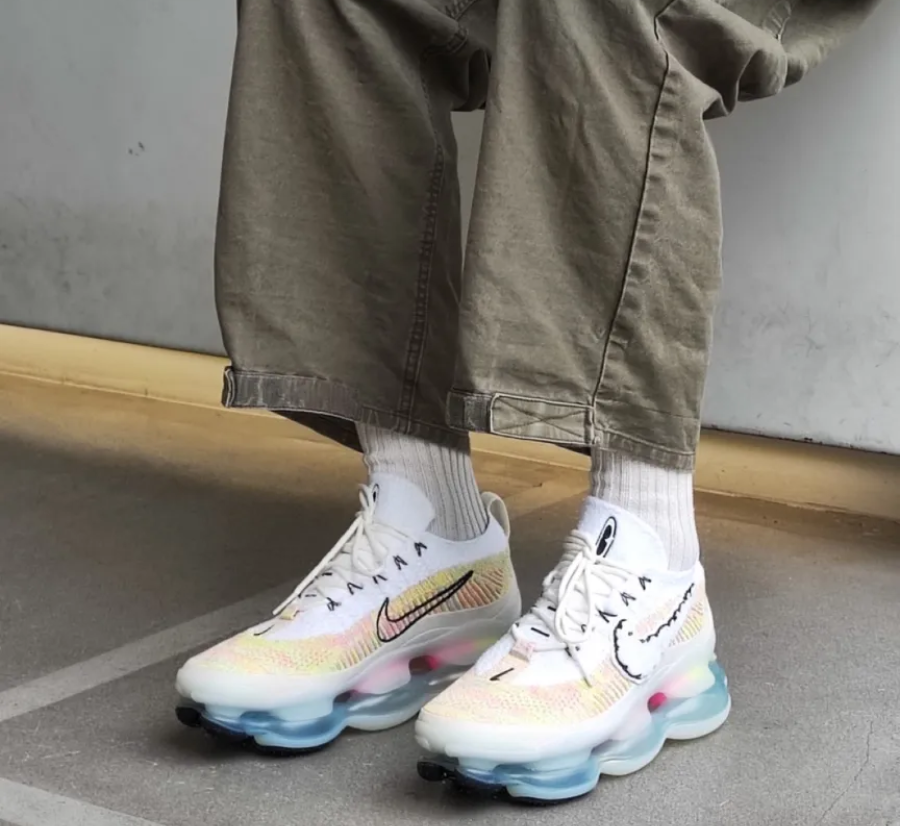 Giay Nike Air Max Scorpion 'Air Max Day' FJ6032-910