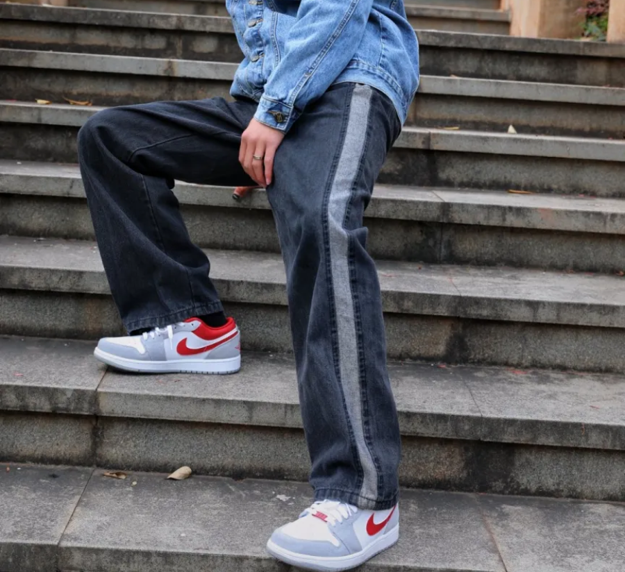 Giày Nike Air Jordan 1 Low GS 'Light Smoke Grey Gym Red' DM0589-016 - Ảnh 2