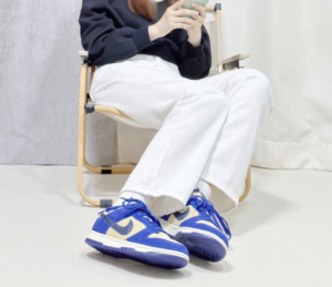 Giay Nike Dunk Low LX 'Blue Suede' DV7411-400