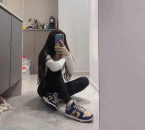 Giay Nike Dunk Low LX 'Blue Suede' DV7411-400