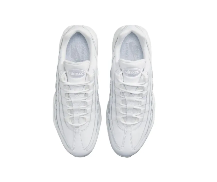 Giay Nike Air max 95 Receives A 'Triple White' FN7273-100