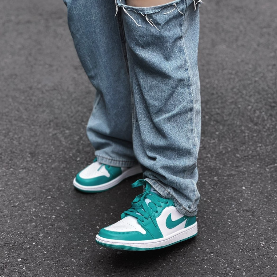 Giày Nike Air Jordan 1 Low Wmns 'New Emerald' DC0774-132 - Ảnh 6