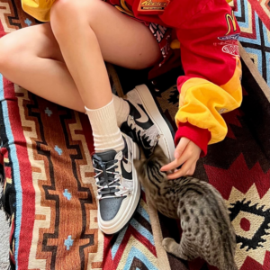 Alternative view of Giày Nike Air Jordan 1 LV8D Elevated SE 'Anthracite Light Bone' DV1494-001