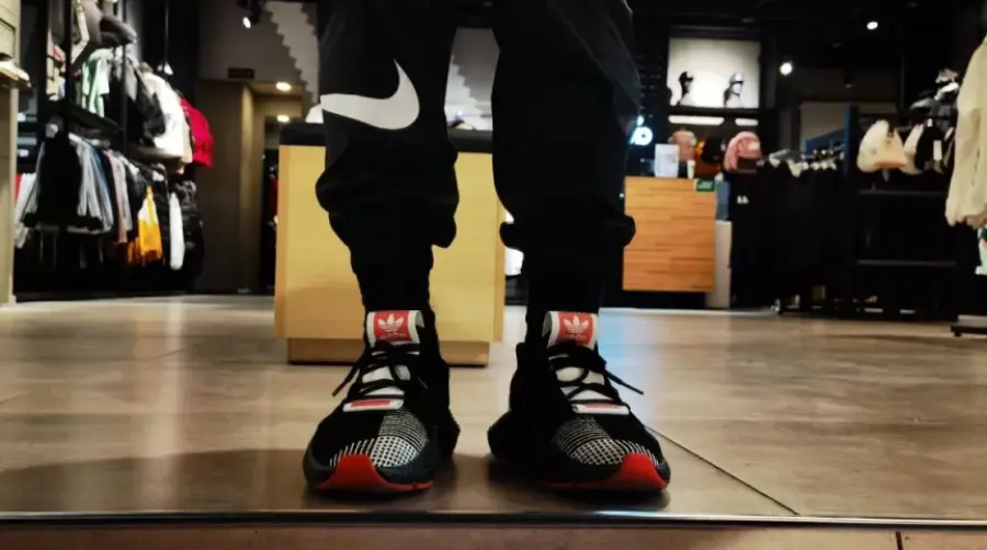 Alternative view of Giày Adidas Prophere 'Black Red' EH0949