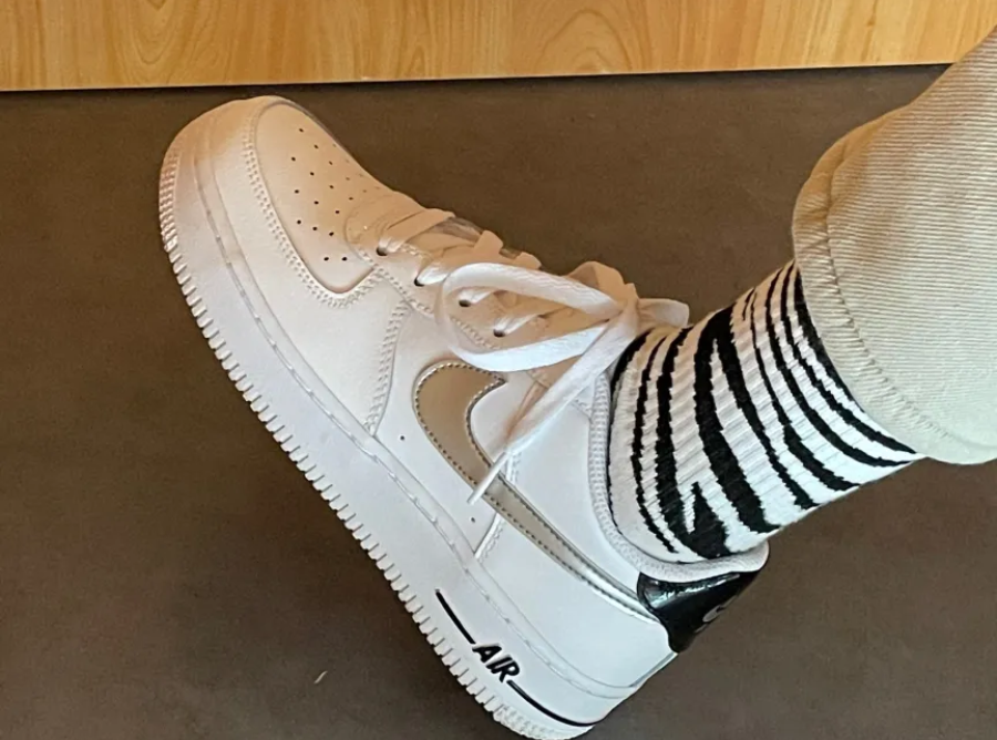 Giày Nike Air Force 1 Low 'White Black Metallic Silver' CZ4206-100 - Ảnh 3