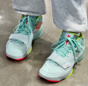 Giay Nike Jordan Zion 2 'Barely Green' DM0858-367