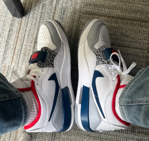 Giay Nike Jordan Legacy 312 Low 'True Blue' CD7069-104