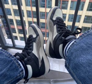 Giay Puma REBOUND JOY 385253-01