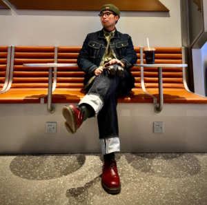 Alternative view of Giày Dr Martens 1461 59 'Cherry Red' 10085600