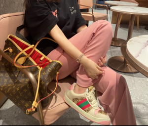 Giay Gucci Screener Crystal 'Beige' 677423-9SFR0-2587