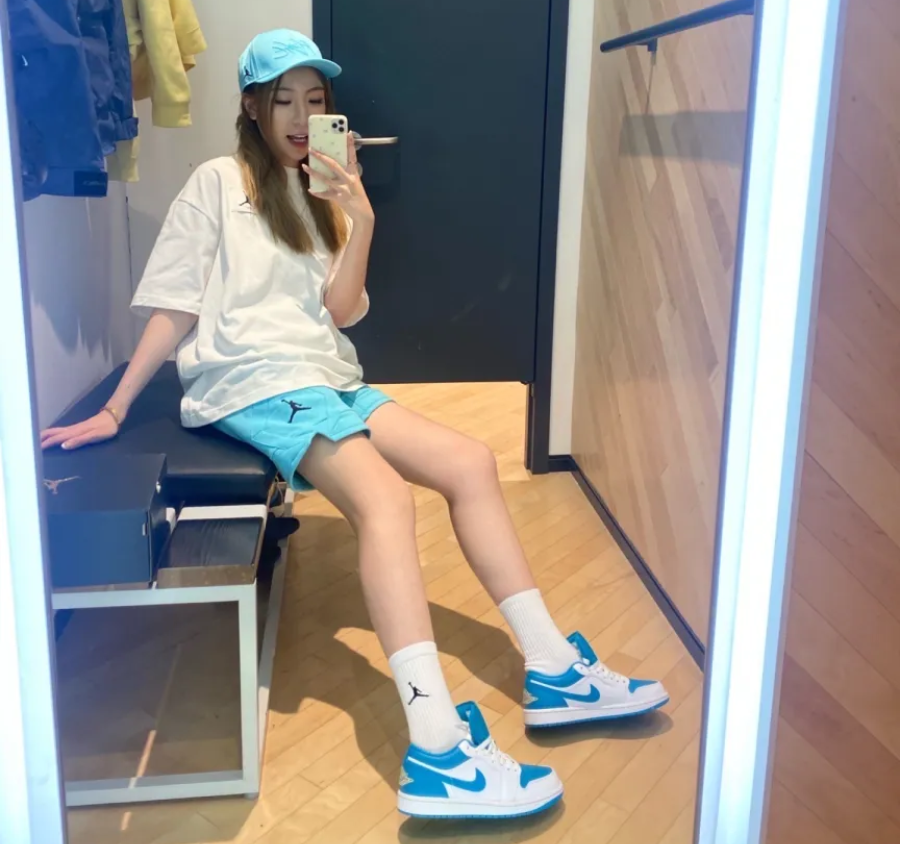 Giay Nike Air Jordan 1 Low 'Aquatone' 553558-174