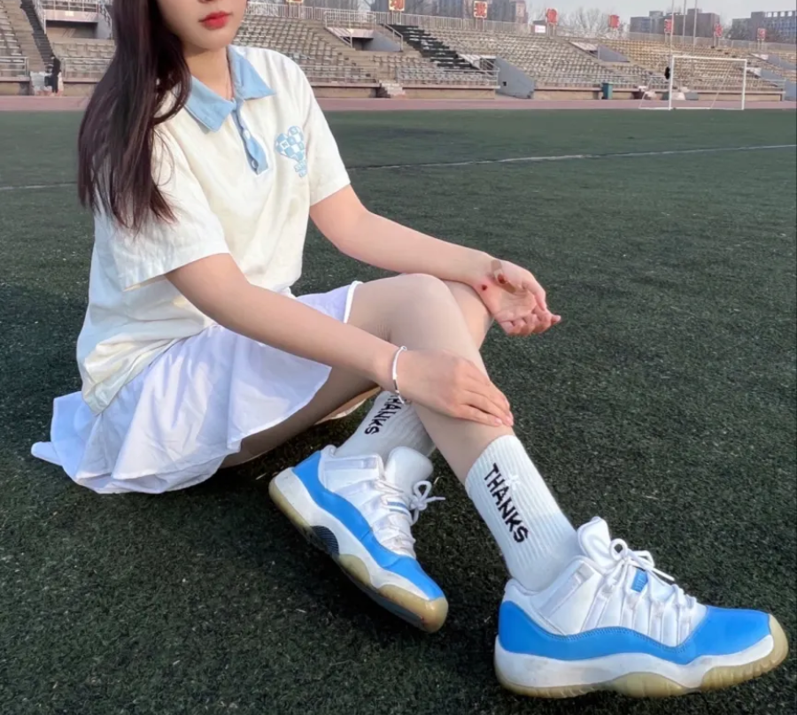 Giày Nike Air Jordan 11 Retro Low 'University Blue' 528896-106 - Ảnh 8