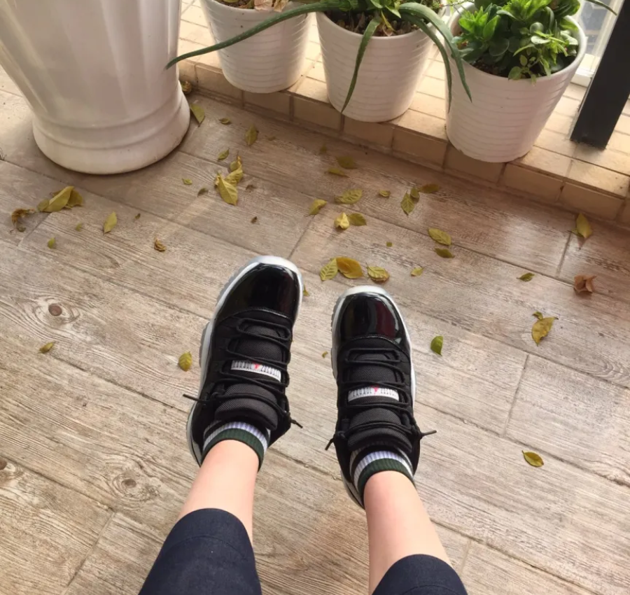 Giày Nike Air Jordan 11 Retro Low GS 'Infrared 23' 528896-023 - Ảnh 3