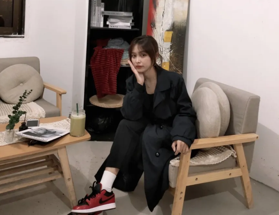 Giày Nike Air Jordan 1 Low GS 'Reverse Bred' 553560-605 - Ảnh 7