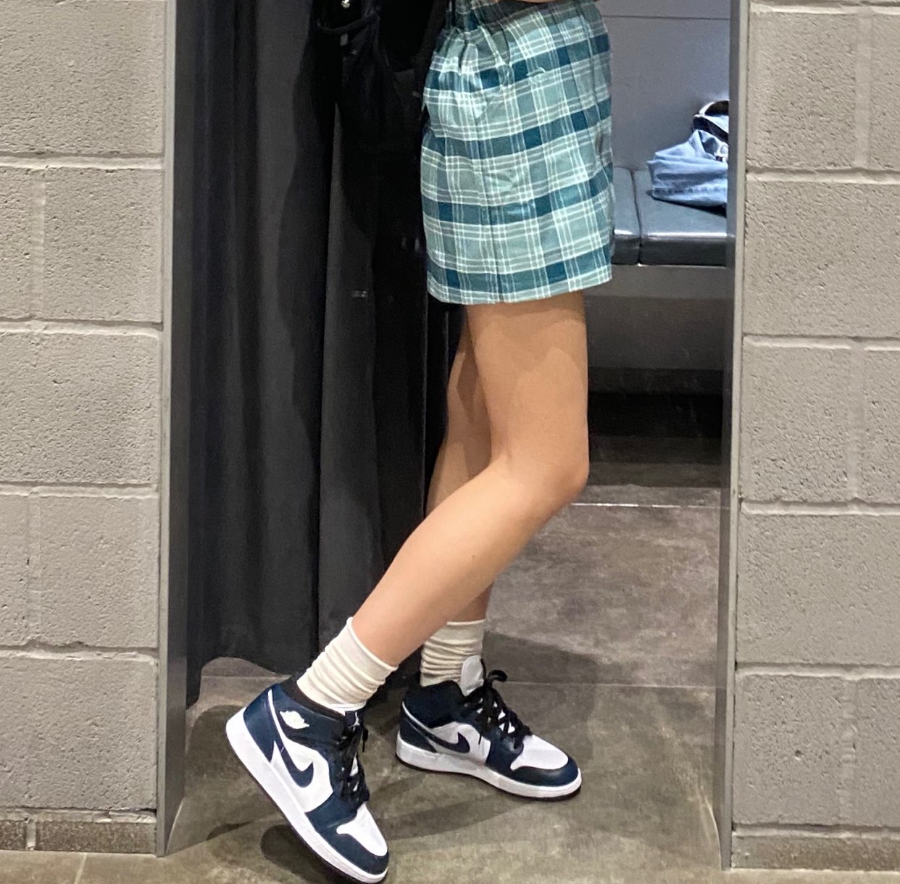 Giày Nike Air Jordan 1 Mid GS 'Armory Navy' 554725-411 - Ảnh 3