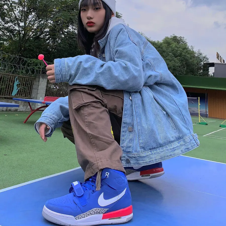 Alternative view of Giày Nike Air Jordan Don C x Jordan Legacy 312 Knicks AV3922-416