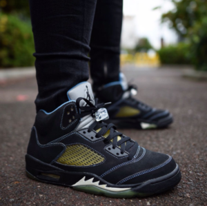 Alternative view of Giày Nike Air Jordan 5 Retro LS 'UNC' 314259-041