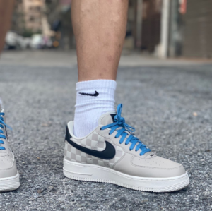 Giay Nike Air Force 1 LeBron James 'Strive For Greatness' DC8877-200