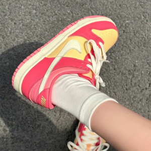 Giay Nike Dunk Low GS 'Strawberry Peach' DH9765-200