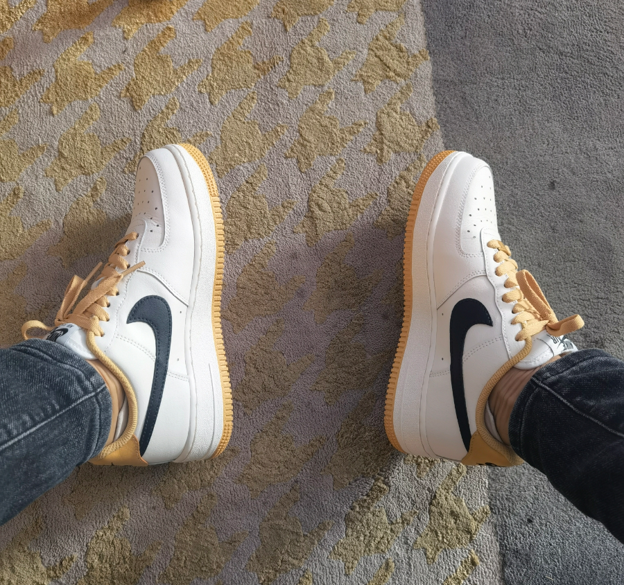 Giay Nike Air Force 1 Low 'Sail Gold' FD9063-101