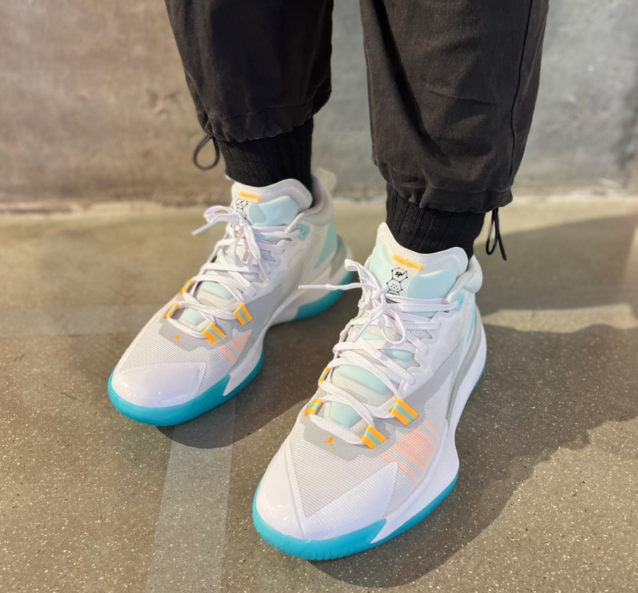 Giay Nike Jordan Zion 1 PF 'White Dynamic Turquoise' DA3129-101