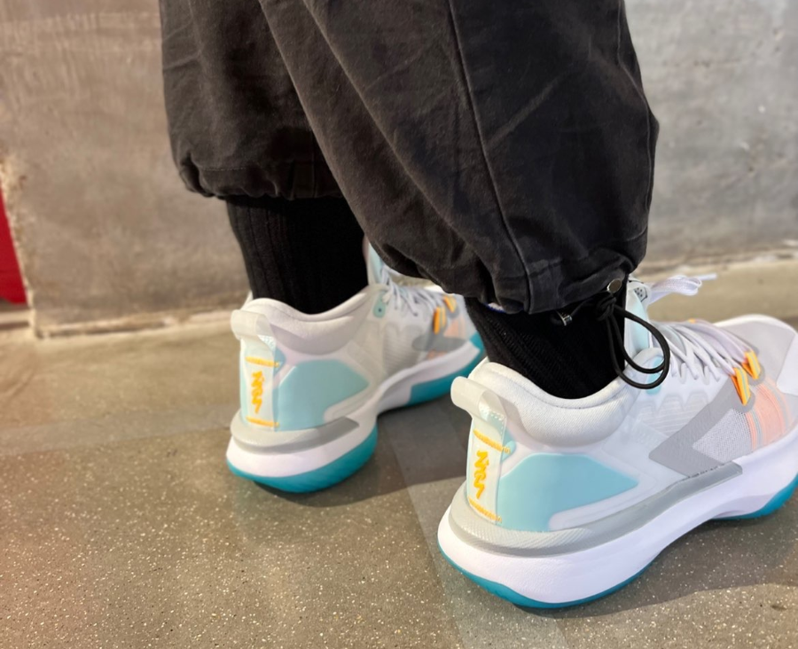 Giay Nike Jordan Zion 1 PF 'White Dynamic Turquoise' DA3129-101