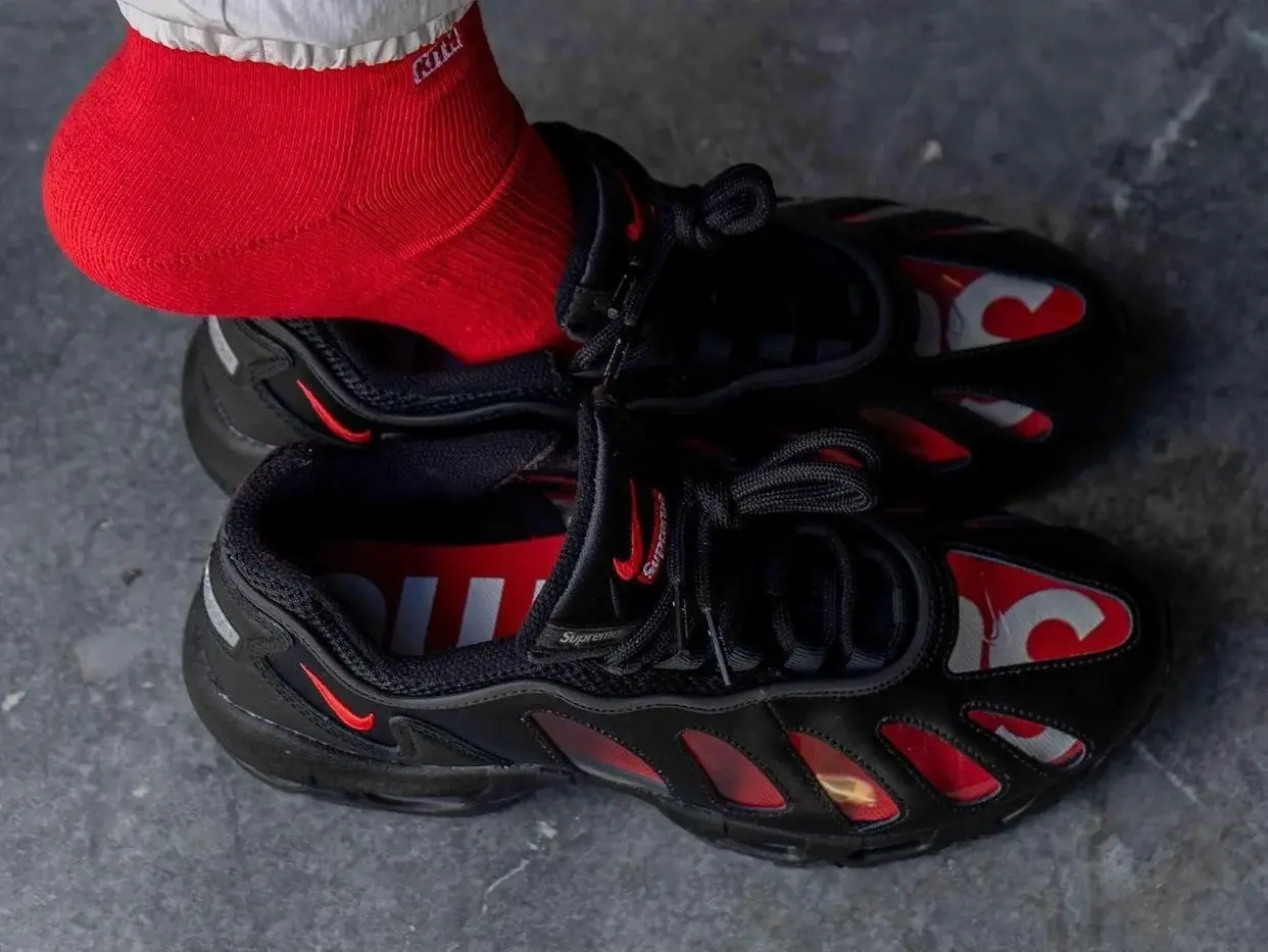 Alternative view of Giày Nike Supreme x Air Max 96 'Black' CV7652-002