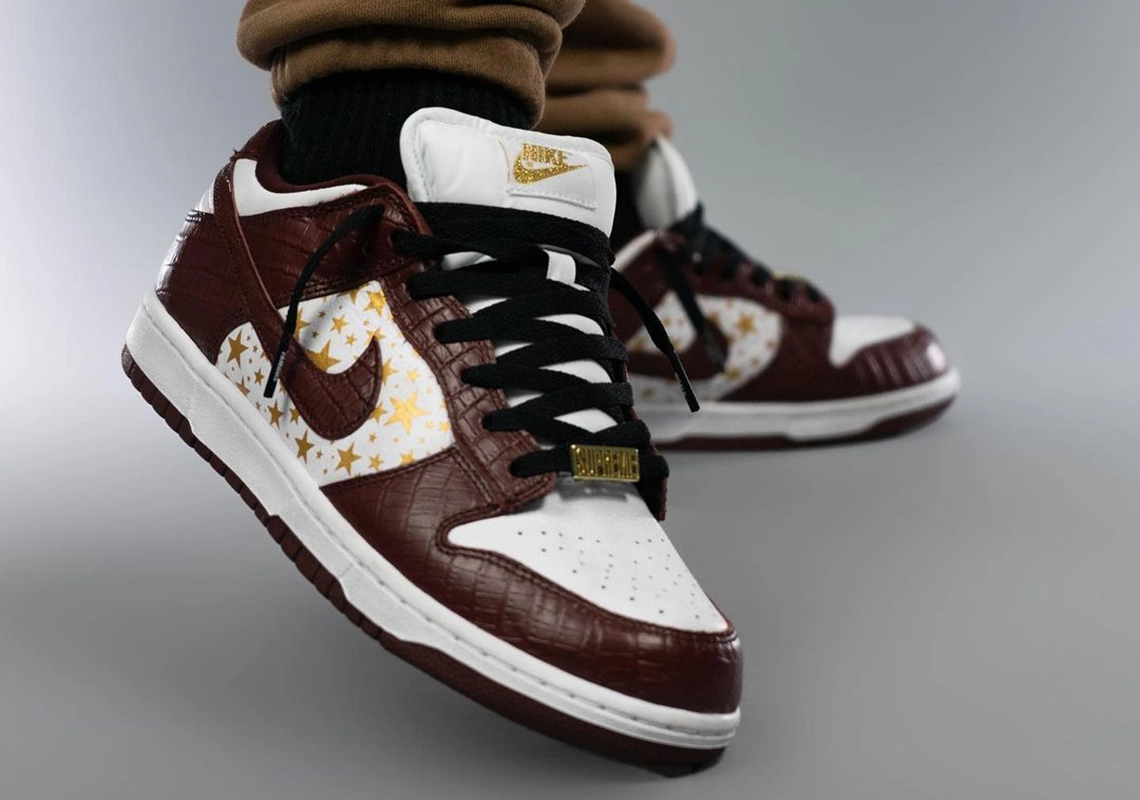 Giày Nike Supreme x Dunk Low OG SB QS 'Barkroot Brown' DH3228-103 - Ảnh 3