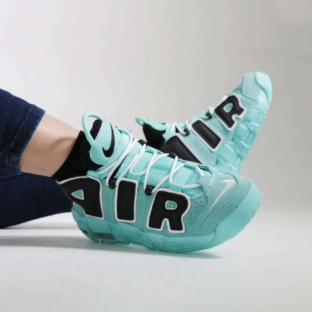 Alternative view of Giày Nike Air More Uptempo '96 QS 'Light Aqua' CN8118-400