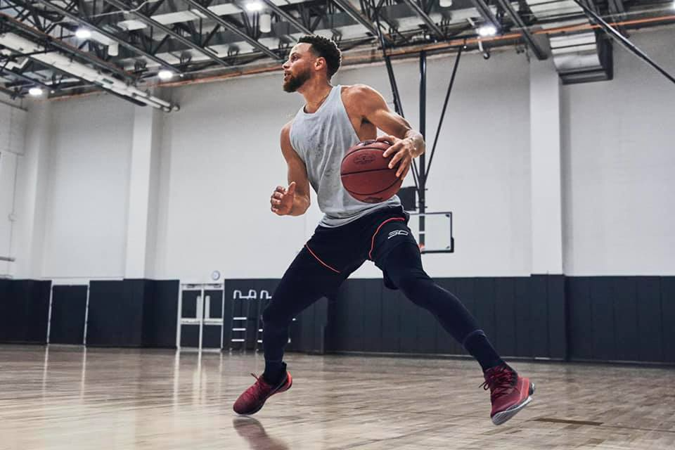 Alternative view of Giày Under Armour Curry 7 'Underrated Tour' 3021258-605
