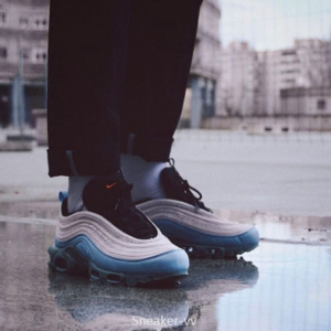 Alternative view of Giày Nike Air Max Plus 97 'Layer Cake' AH8143-300