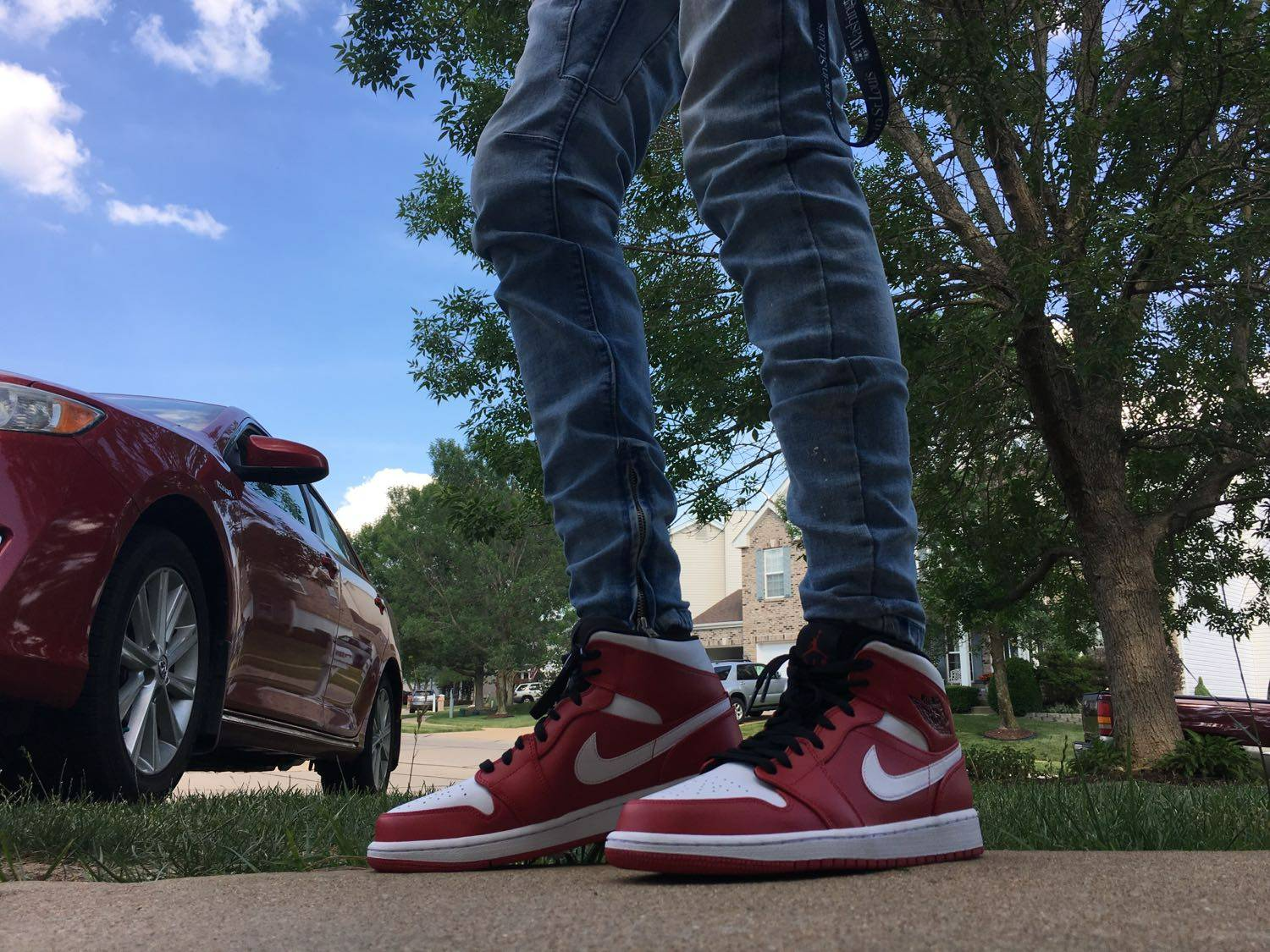 Giày Nike Air Jordan 1 Mid 'Gym Red' 554724-605 - Ảnh 3