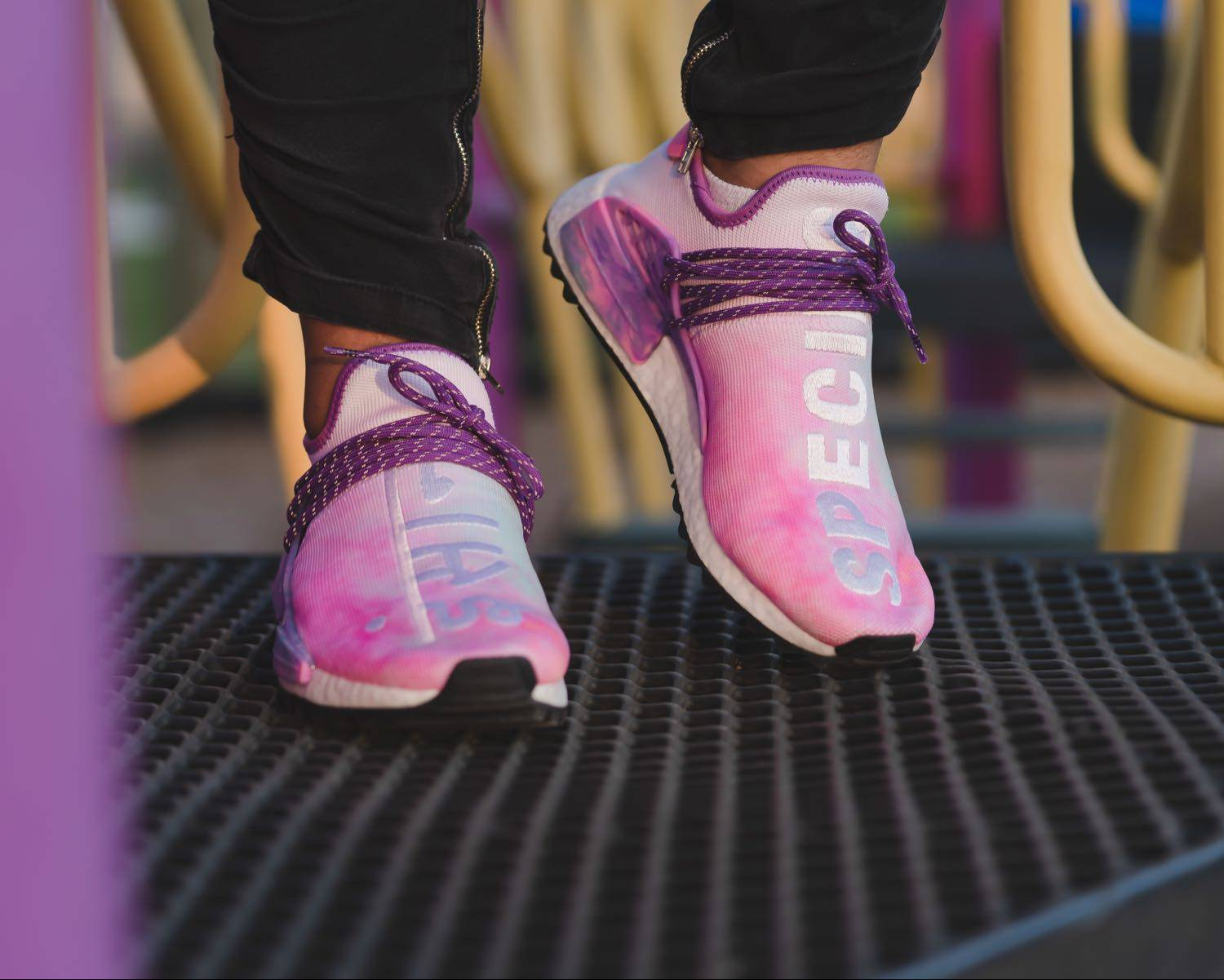 Giày Adidas Pharrell x NMD Human Race Trail 'Holi Festival' AC7362 - Ảnh 4
