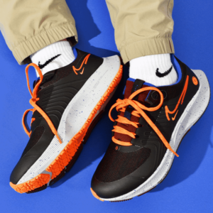 Alternative view of Giày Nike Air Zoom Pegasus 38 Shield Black Orange DC4073-003