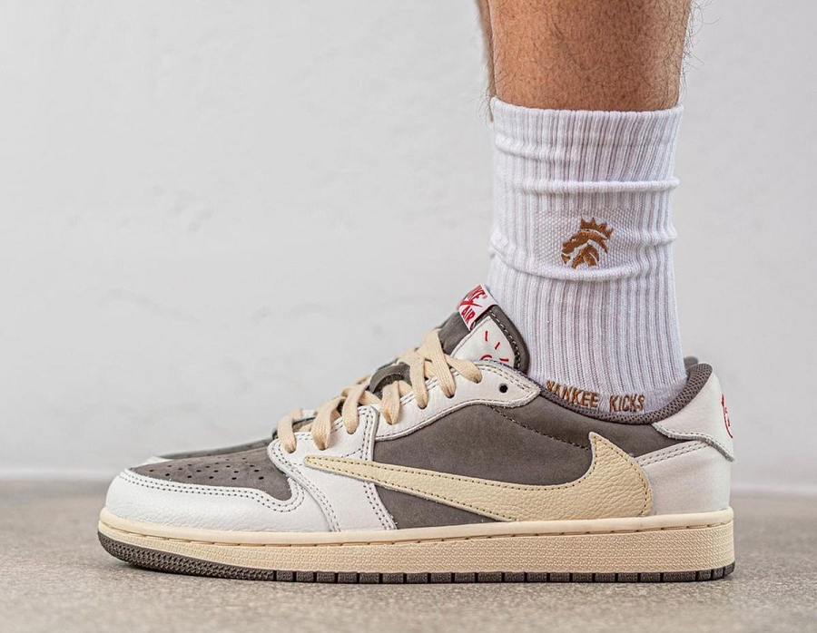 Giày Nike Air Jordan 1 Travis Scott 'Reverse Mocha' DM7866-162 - Ảnh 6