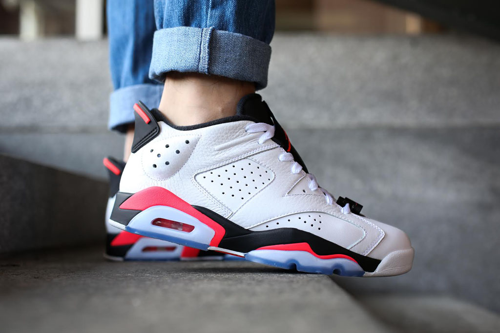 Giày Nike Jordan 6 Retro Low 'White Infrared' 304401-123 - Ảnh 2