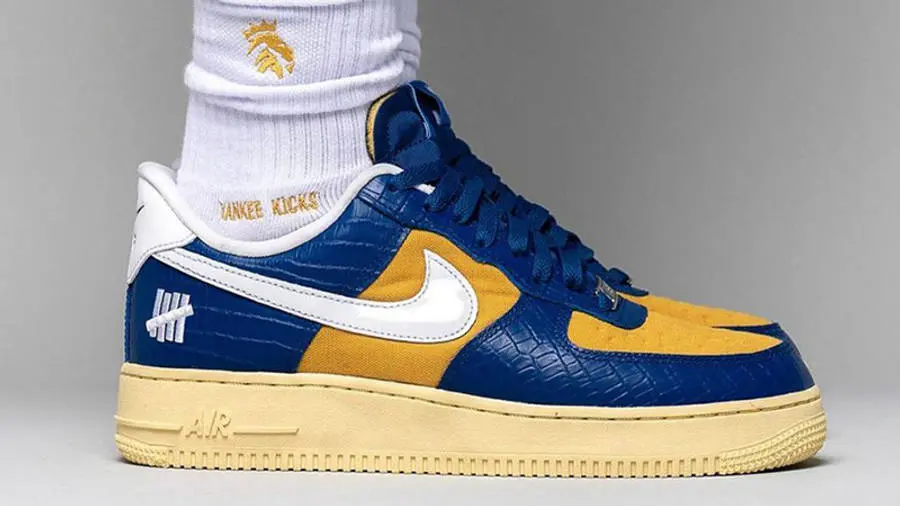 Alternative view of Giày Nike Undefeated x Air Force 1 Low SP 'Dunk Vs AF1' DM8462-400