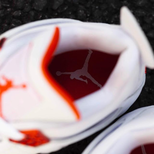 Giày Nike Air Jordan 4 Retro 'Orange Metallic' CT8527-118 - Ảnh 2