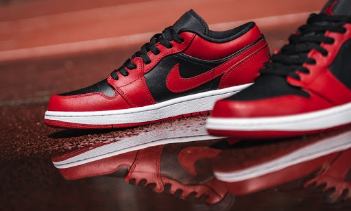 Giày Nike Air Jordan 1 Low GS 'Reverse Bred' 553560-606 - Ảnh 8