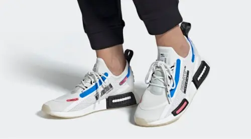 Alternative view of Giày Adidas Wmns NMD_R1 Spectoo 'Cloud White' FZ3209