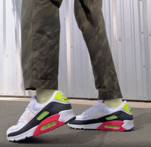 Giay Nike Air Max 90 'White Volt Rush Pink' DQ4071-100